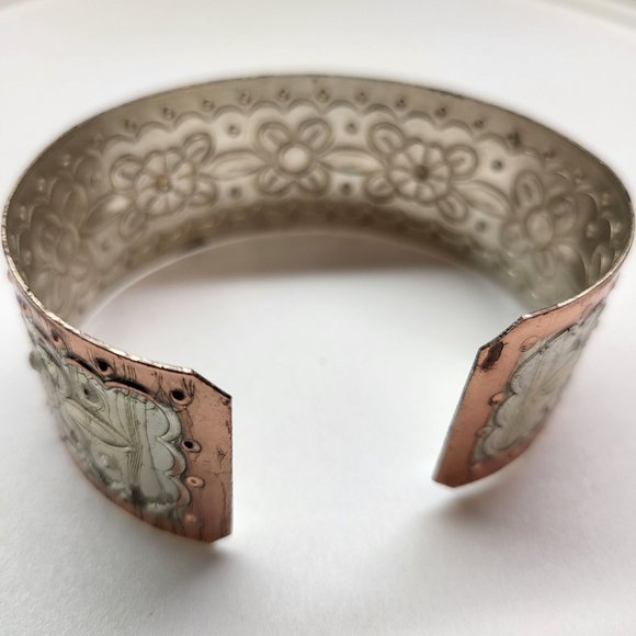 VTG Silver Copper Tone Metal Etched Flowers Cuff Bracelet - Picture 7 of 10